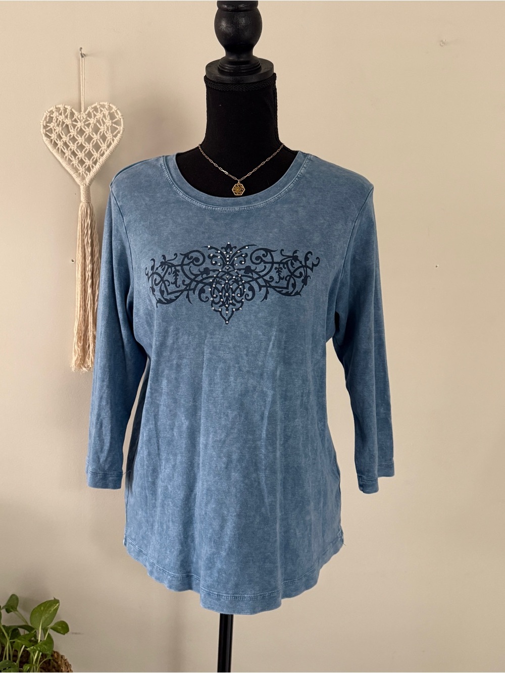 Vintage Y2K Steel Blue Graphic 3/4 Tee
